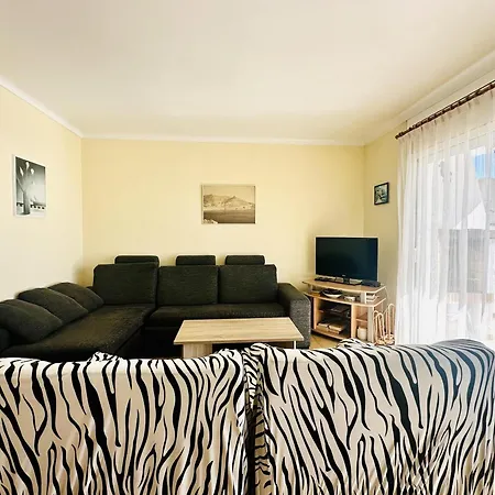 Encantador Con Terraza En La Costa De - Es-258-123 Daire